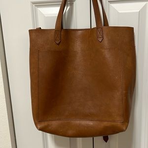 Madewel Medium Transport Tote